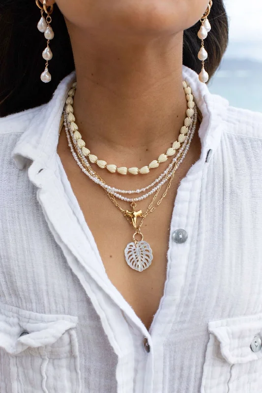 Elegant pearl drop necklaces for ladies -Monstera Chain Necklace - Makana