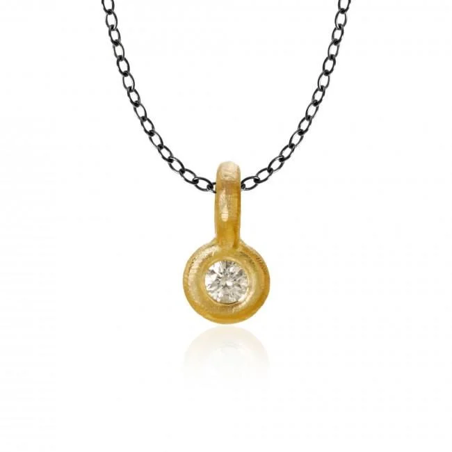 Bold chunky necklaces for women -Glory 18K Gold Pendant w. Diamond