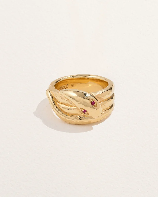 Ladies garnet ring -Serpente Ring