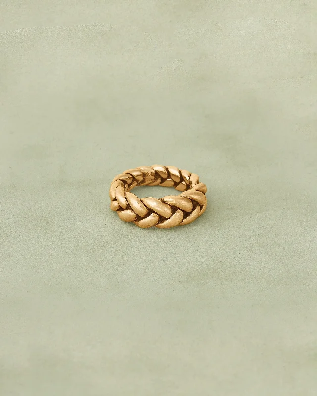 Ladies geometric band ring -Pythia Ring