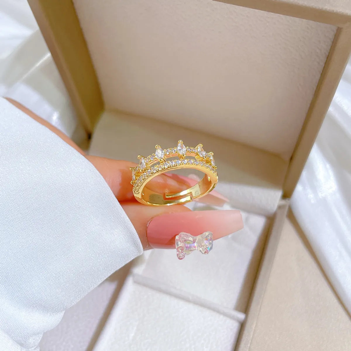 Dainty stackable ring for ladies -Wedding Sweet Crown Brass Plating Inlay Artificial Gemstones Gold Plated Open Rings