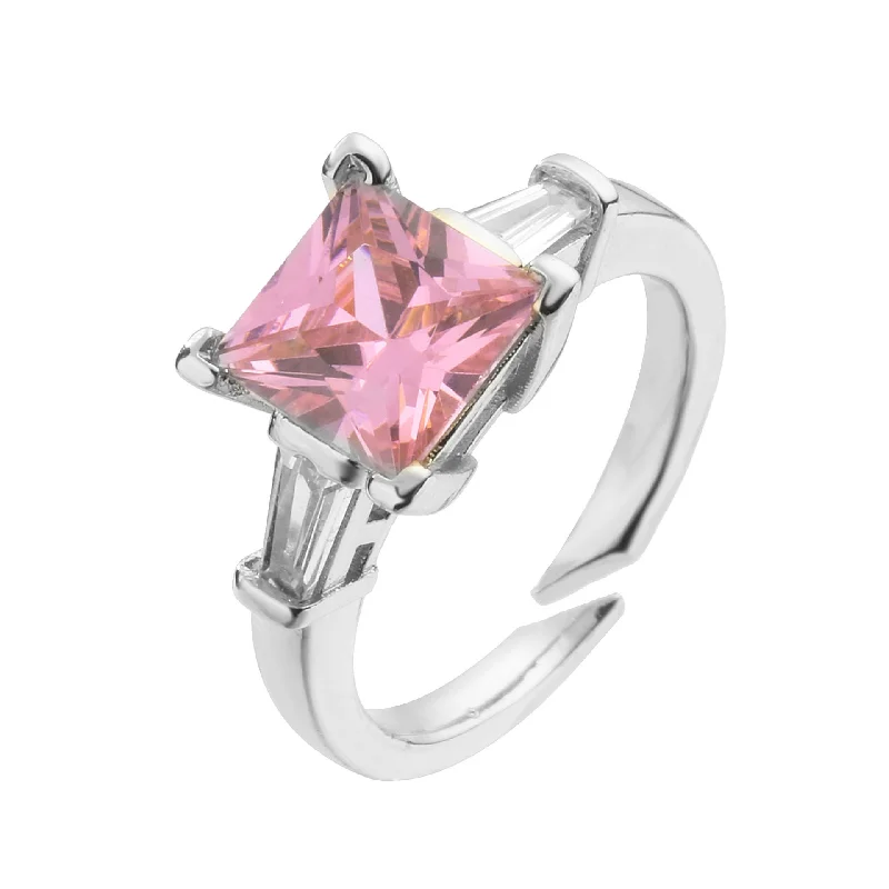 White Gold Pink Diamond Cube Sugar