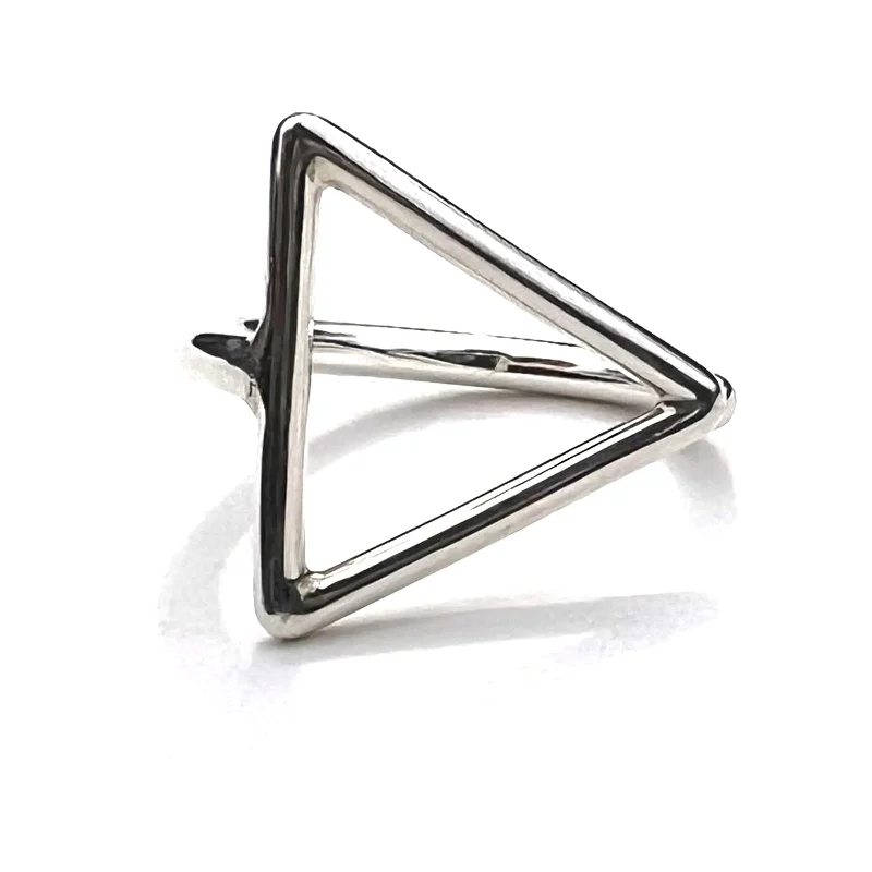 Ladies cushion cut ring -MPR X NU/NUDE Arrow Ring