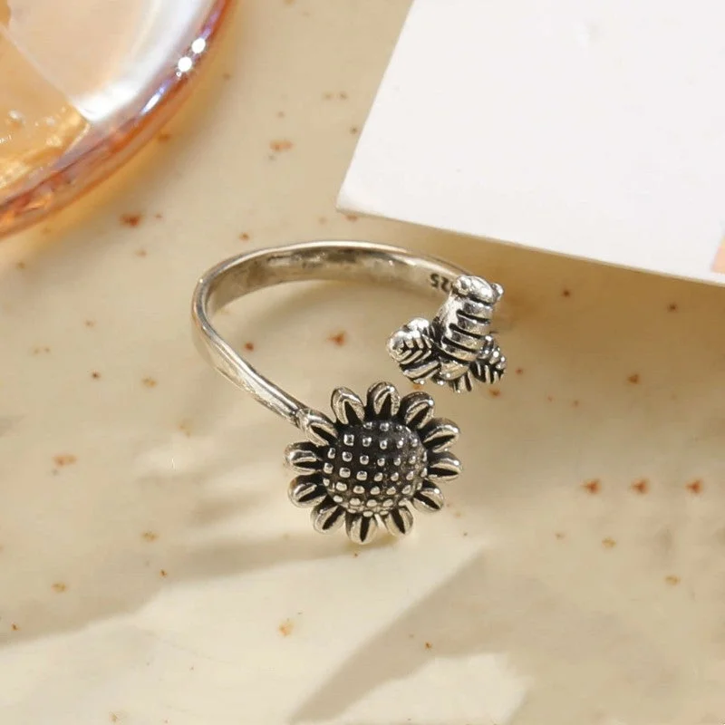 Sunflower Bee Ring